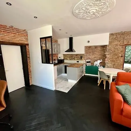 La Batisse De Manel