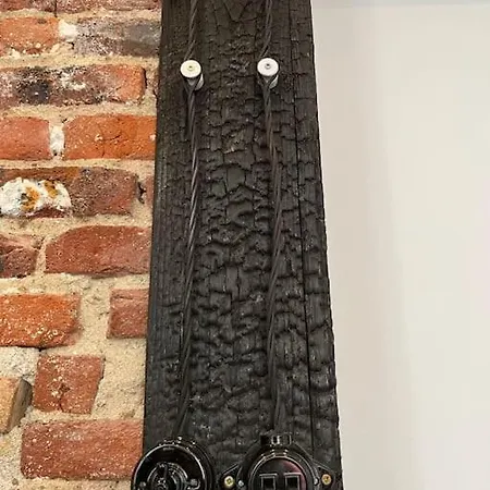 La Batisse De Manel דירה שולה